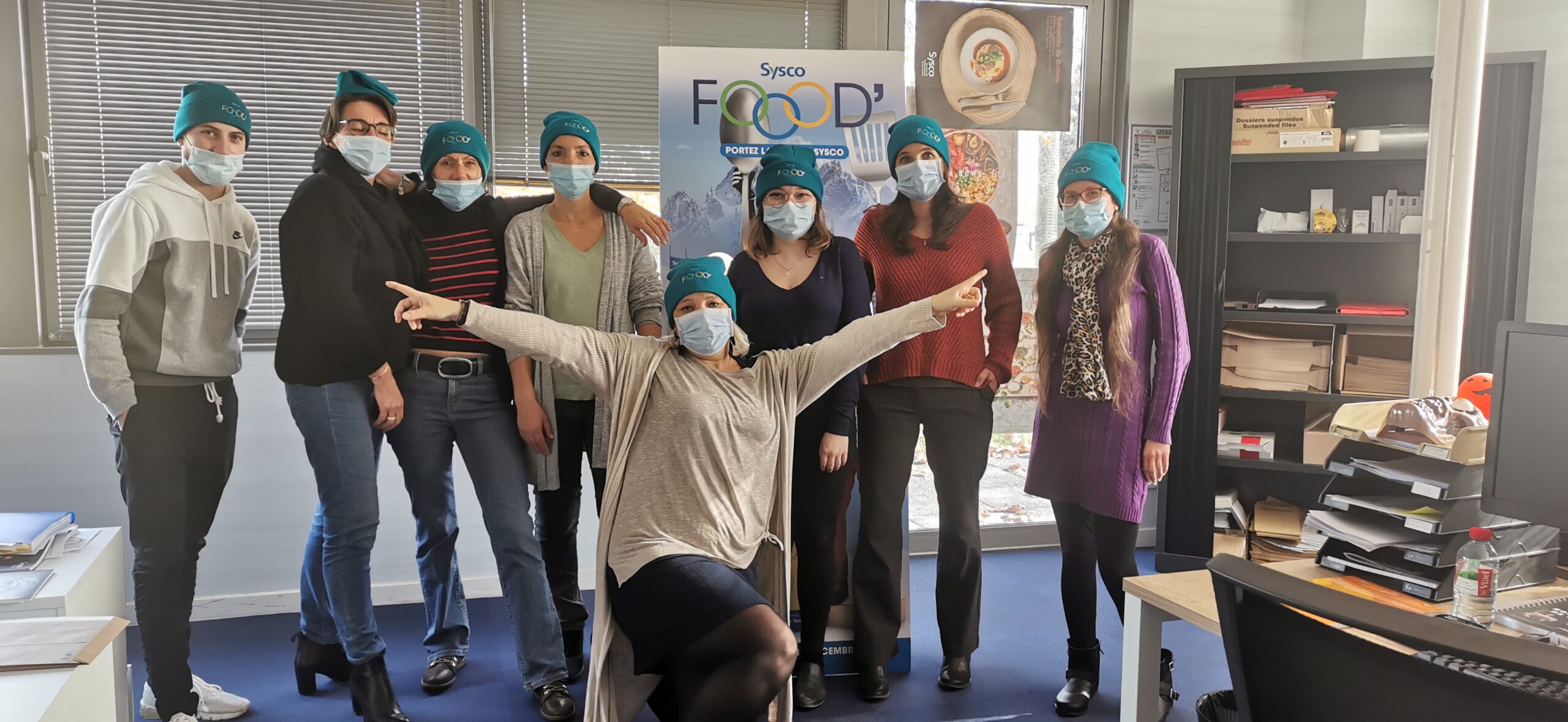 De gauche à droite : Valentin Drochon, Sophie Chartier, Béatrice Millan, Fouziha Taazount, Sandrine Lagrange, Marie Hureau (notre invitée), Bénédicte Colou Le Dean, Nathalie Nivelleau.